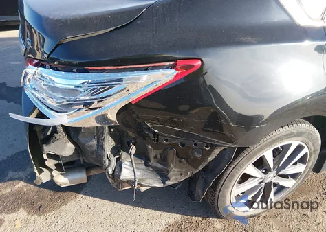 2017 Nissan Altima 2.5 Sl z USA, uszkodzony, nr VIN 1N4AL3AP0HC230338